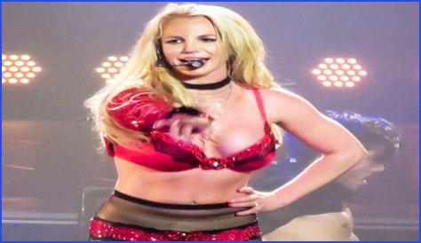 Britney Spears is Seeking a Nerd with a Big Penis